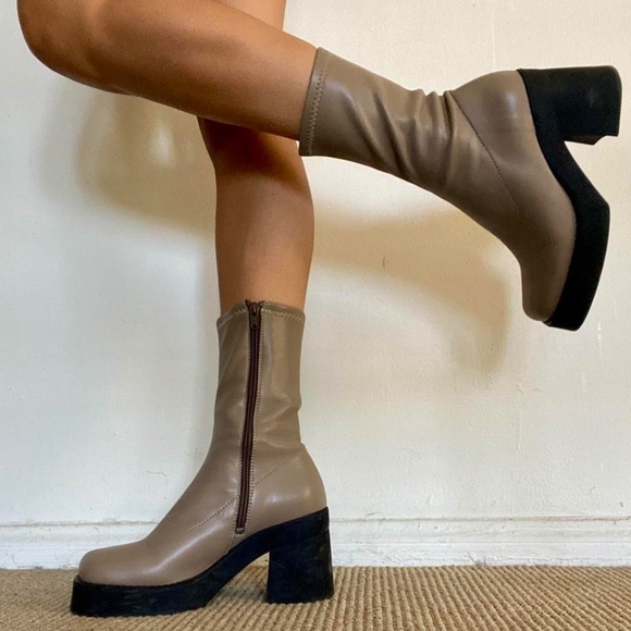 E8 by Miista boots - Picture 2 of 5